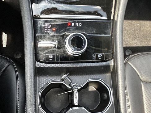 New 2024 Jeep Grand Cherokee Limited 4xe w/ Luxury Tech Group II image 20