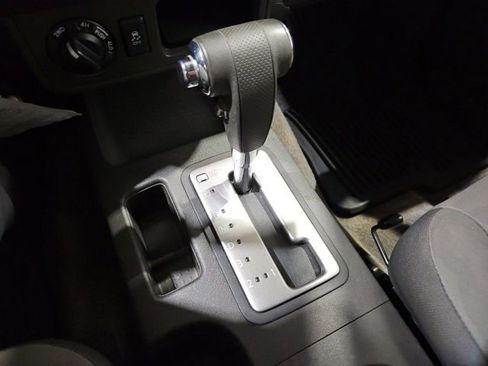 Used 2012 Nissan Xterra S AWD/4WD image 22