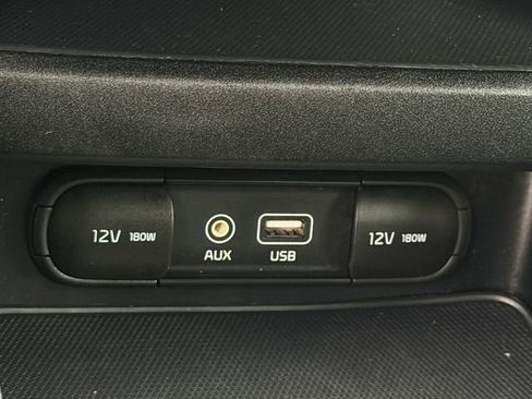Used 2020 Kia Forte LXS FWD image 18
