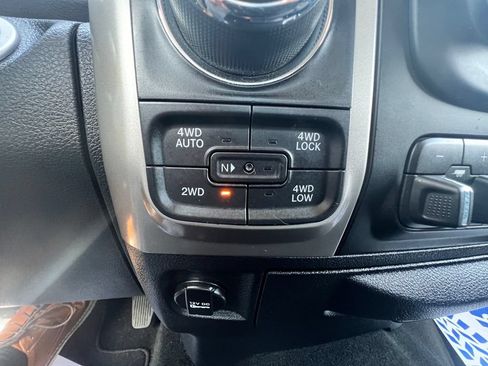 Used 2017 RAM 1500 Big Horn AWD/4WD image 31