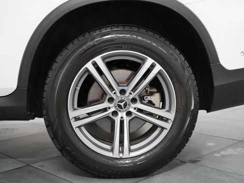 Used 2021 Mercedes-Benz GLC 300 4MATIC image 34
