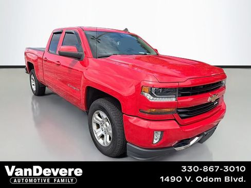 Used 2017 Chevrolet Silverado 1500 LT w/ All Star Edition AWD/4WD image 1