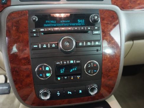 Used 2011 Chevrolet Tahoe LT w/ Regional Value Package image 29