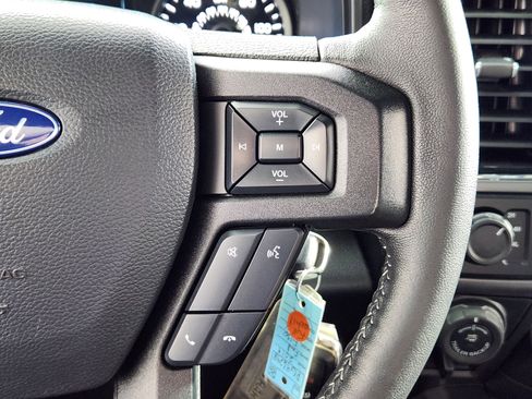 Used 2019 Ford F150 XLT w/ Equipment Group 302A Luxury AWD/4WD image 19