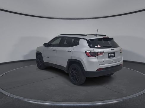 New 2026 Jeep Compass Latitude AWD/4WD image 11