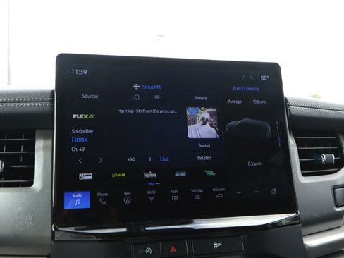 Used 2024 Ford Expedition Max XLT image 16