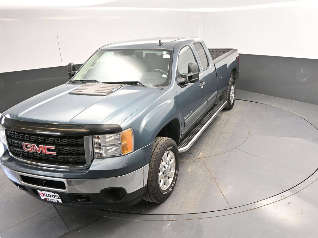 Used 2011 GMC Sierra 2500 SLE w/ Convenience Package AWD/4WD image 26