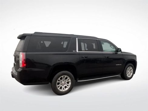 Used 2019 GMC Yukon XL SLT image 8