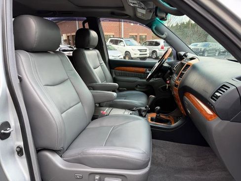 Used 2007 Lexus GX 470 image 38