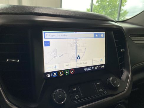 Used 2023 GMC Acadia AT4 w/ Preferred Package AWD/4WD image 2