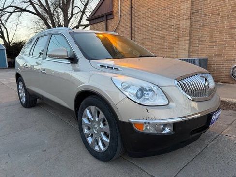 Used 2011 Buick Enclave CXL w/ Trailering Provision Package image 3
