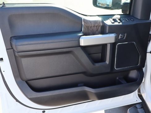 Used 2017 Ford F350 Lariat w/ Lariat Ultimate Package image 22