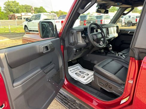 New 2026 Ford Bronco Outer Banks AWD/4WD image 14