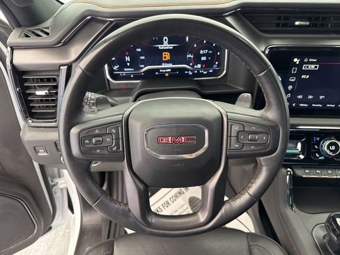 Used 2024 GMC Sierra 1500 AT4 w/ Technology Package AWD/4WD image 27