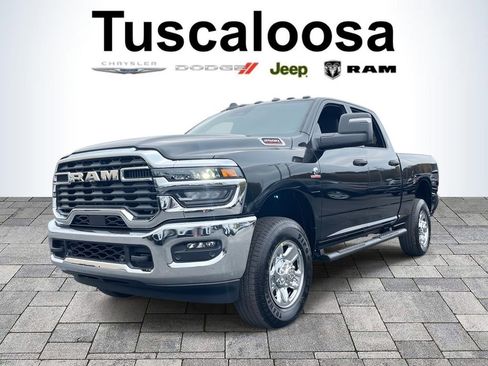 New 2026 RAM 2500 Tradesman AWD/4WD image 3
