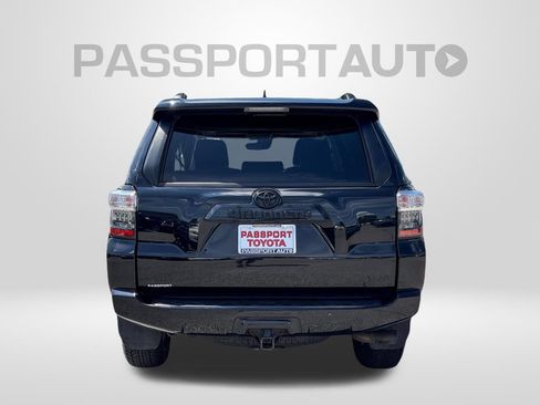 Used 2021 Toyota 4Runner SR5 Premium w/ Moonroof Package AWD/4WD image 7