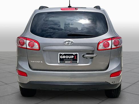 Used 2012 Hyundai Santa Fe GLS FWD image 4