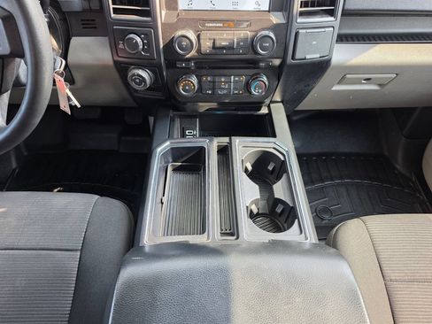 Used 2017 Ford F150 XL w/ Equipment Group 101A Mid AWD/4WD image 62