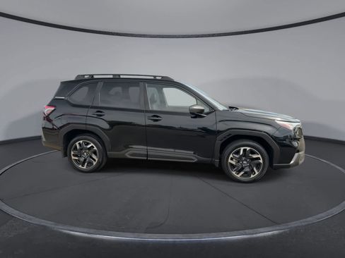 Certified 2025 Subaru Forester Limited AWD/4WD image 9