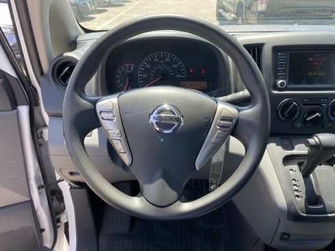 Used 2021 Nissan NV200 SV w/ Sliding Door Glass Package FWD image 10