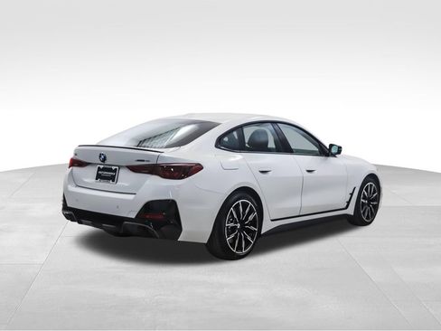 New 2026 BMW i4 xDrive40i w/ M Sport Package AWD/4WD image 5