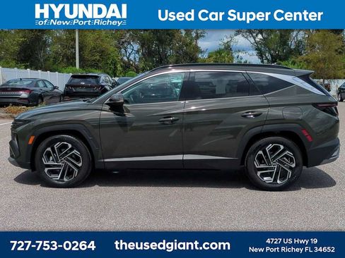 Used 2026 Hyundai Tucson Limited FWD image 2