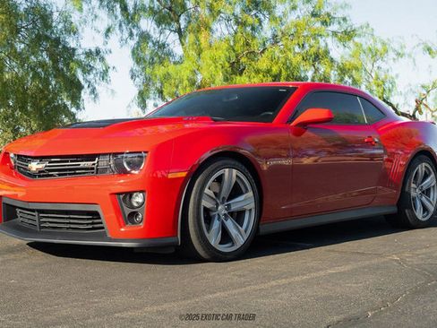 Used 2013 Chevrolet Camaro ZL1 image 14