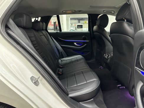 Used 2017 Mercedes-Benz E 400 E 400 4MATIC AWD 4dr Wagon image 17