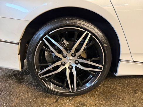 Used 2022 Honda Accord Touring image 27