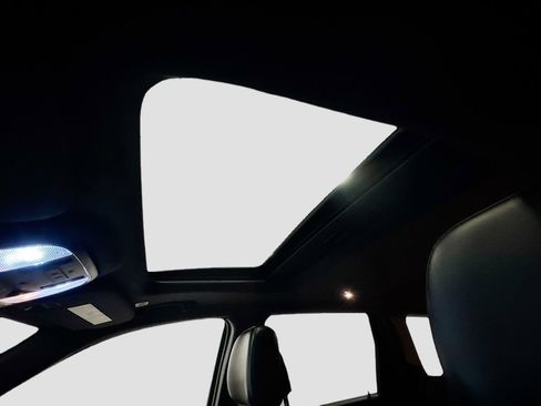 Used 2020 Jeep Grand Cherokee Altitude image 23