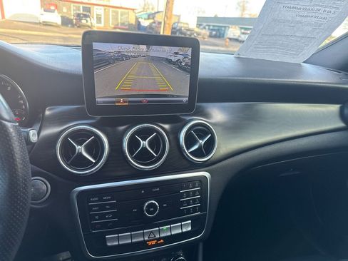 Used 2019 Mercedes-Benz CLA 250 4MATIC image 20