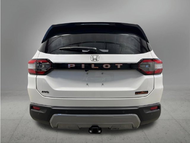 New 2026 Honda Pilot TrailSport image 4
