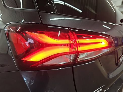 Used 2022 Chevrolet Equinox Premier AWD/4WD image 35