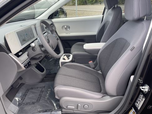 Certified 2024 Hyundai Ioniq 5 SEL RWD image 11