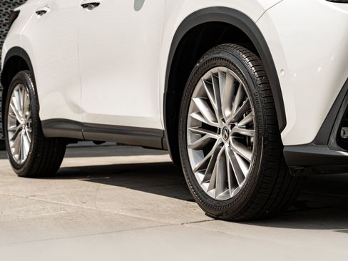 Used 2025 Lexus NX 350h AWD w/ Accessory Package (2T) image 27