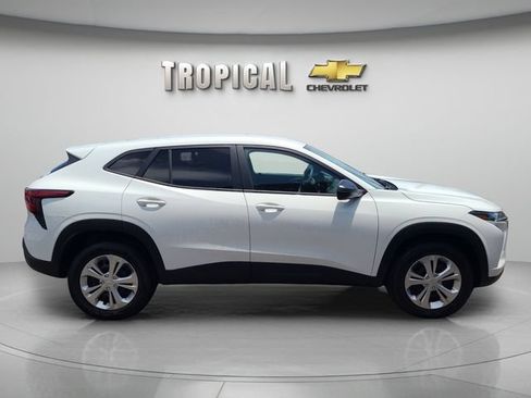 New 2026 Chevrolet Trax LS FWD image 6