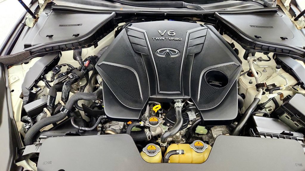 Used 2019 INFINITI Q50 Luxe w/ Essential Package (3.0T Luxe) AWD/4WD image 30