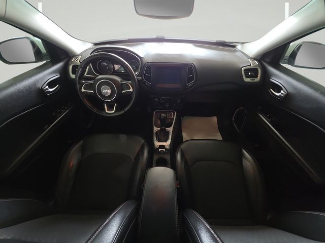 Used 2019 Jeep Compass Latitude w/ Cold Weather Group AWD/4WD image 29