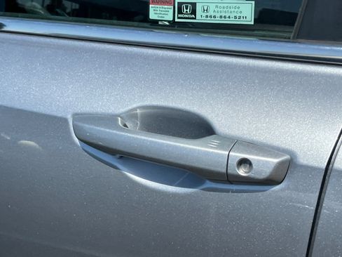 Used 2018 Honda CR-V EX image 7