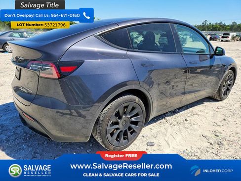 Used 2024 Tesla Model Y Long Range AWD/4WD image 4