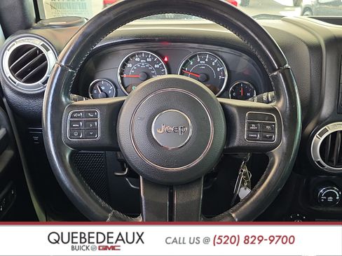 Used 2015 Jeep Wrangler Unlimited Rubicon w/ Dual Top Group AWD/4WD image 13