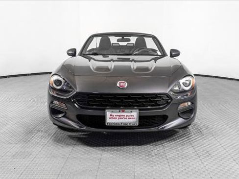 Used 2017 FIAT 124 Spider Classica image 9