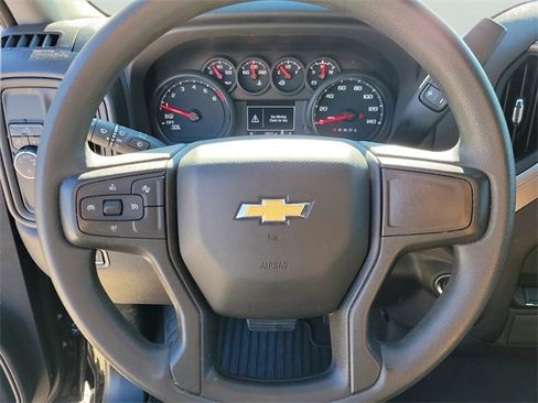 Used 2024 Chevrolet Silverado 1500 Custom image 18