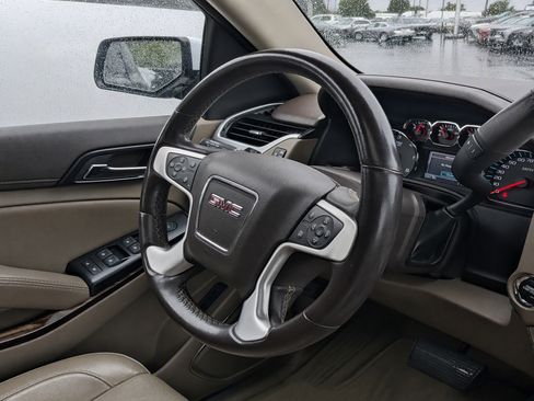 Used 2020 GMC Yukon SLT w/ Open Road Package AWD/4WD image 11