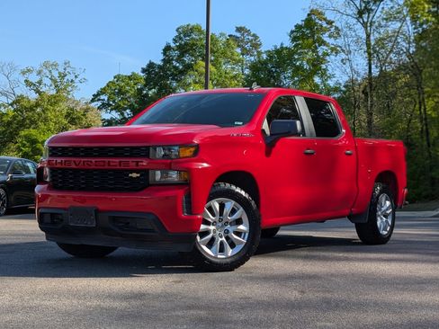 Used 2021 Chevrolet Silverado 1500 Custom image 4