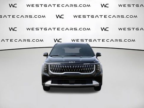 Used 2026 Kia Carnival LXS FWD image 2