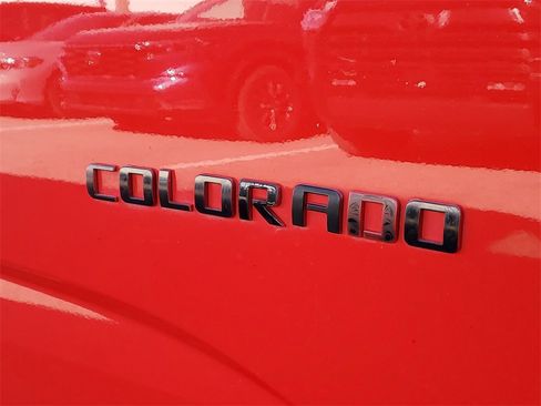 Used 2020 Chevrolet Colorado W/T w/ WT Convenience Package image 6