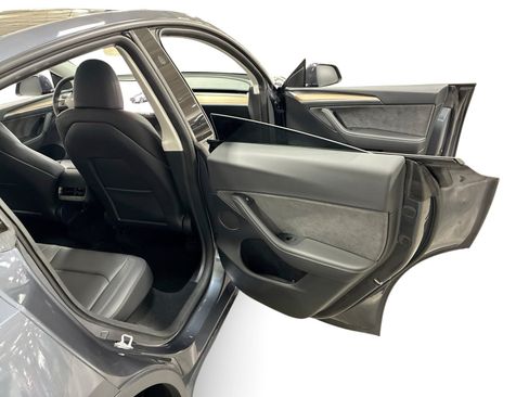 Certified 2023 Tesla Model Y Performance AWD/4WD image 12