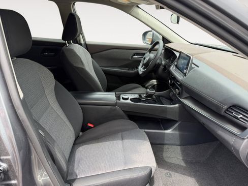 Used 2023 Nissan Rogue SV AWD/4WD image 15