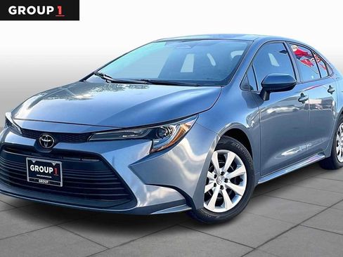 Used 2024 Toyota Corolla LE image 1